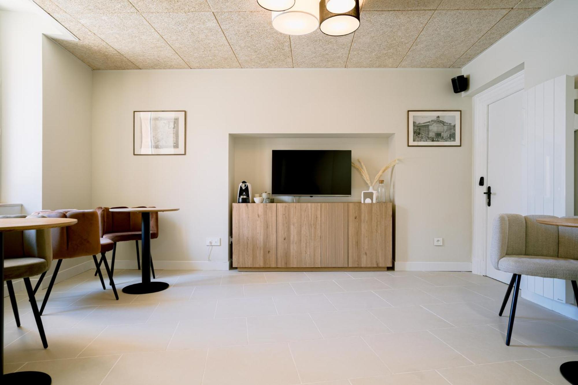 Les De La Cathedrale Apartment *